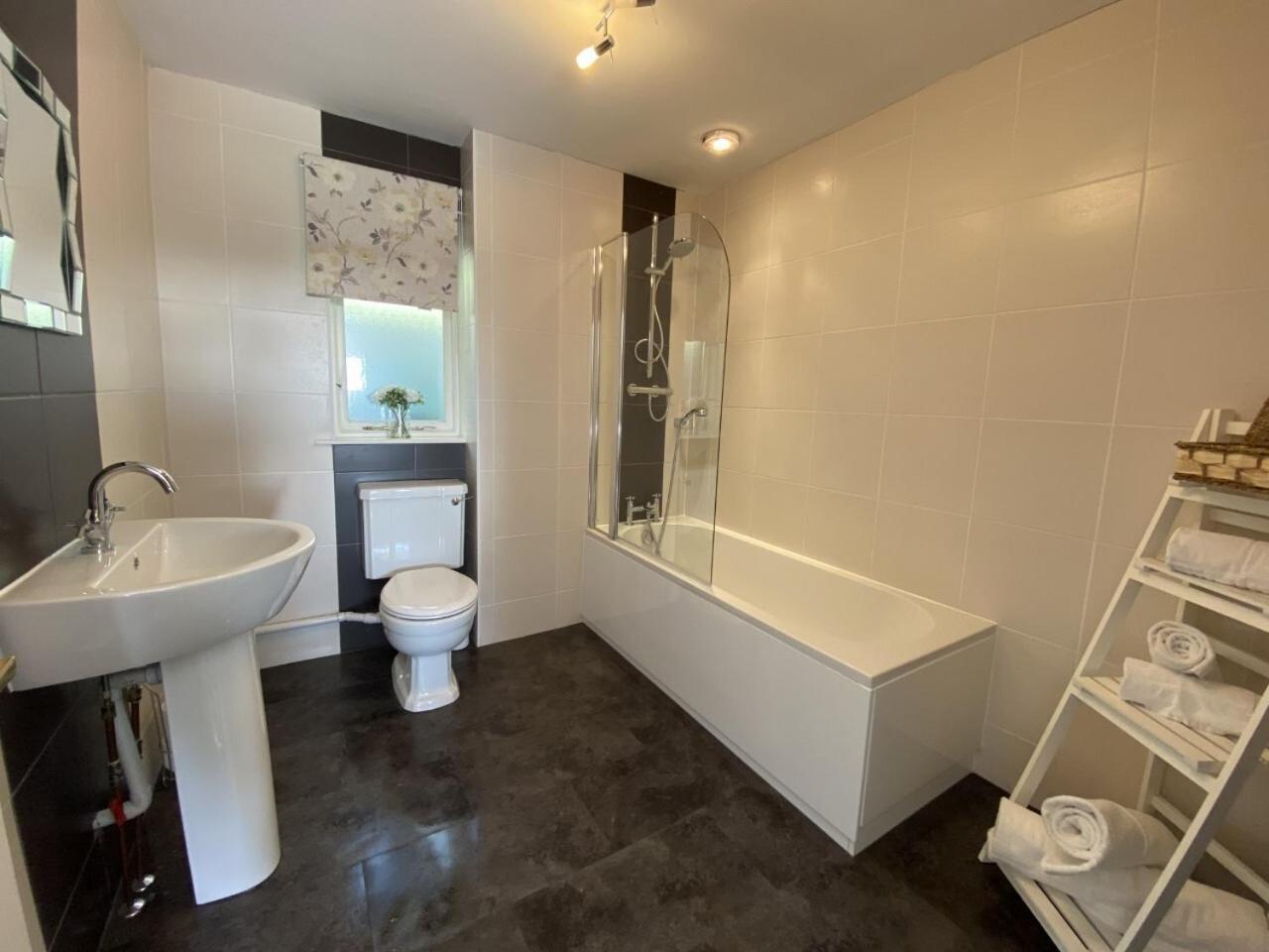 Uplands Inn Cartmel Pokoj fotografie